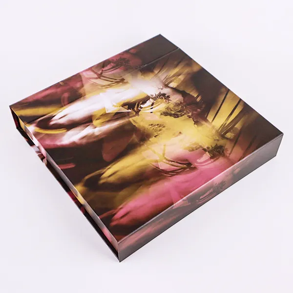 ملبوسات کے گفٹ بکس